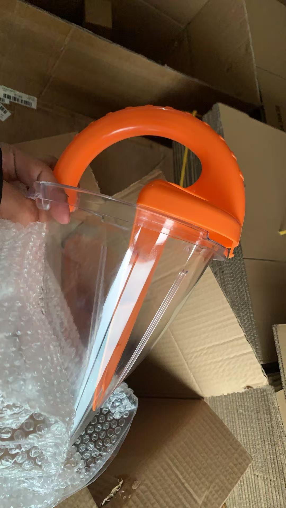 New arrival sand funnel toy with practical anti-spill function. Ideal for beach, garden and outdoor activities. Safe and solid construction, great entertainment for kids of all ages. Must-have summer beach toy for your family!
