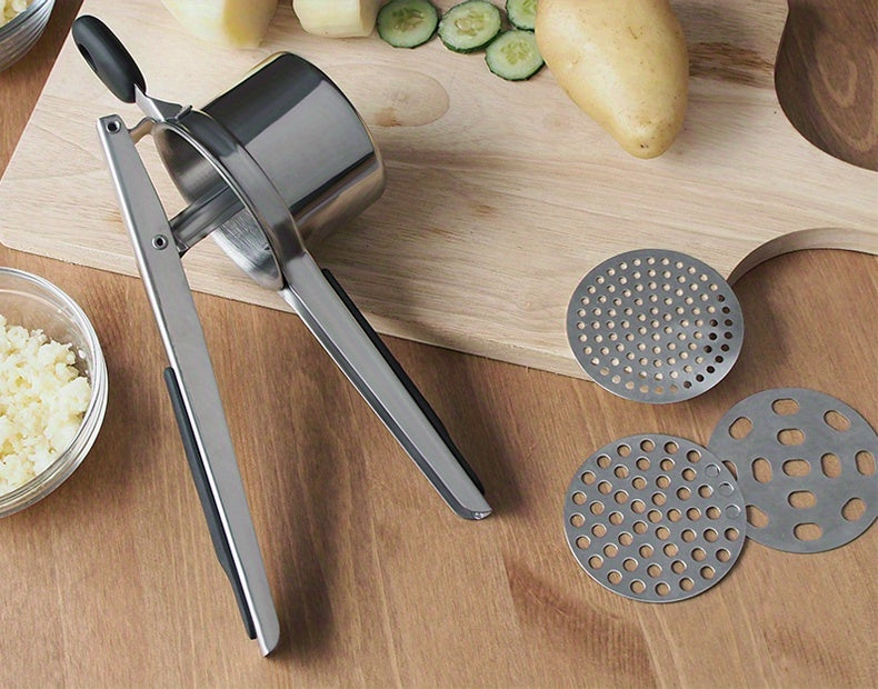Stainless Steel Potato Ricer with Hanging Hook,3 Interchangeable Discs Heavy Duty Potato Press,Mashed Potato & Spaetzle Maker,Easy Hang Storage Potato Masher for Fluffy Creamy Mashed Potatoes Kitchen Gadget